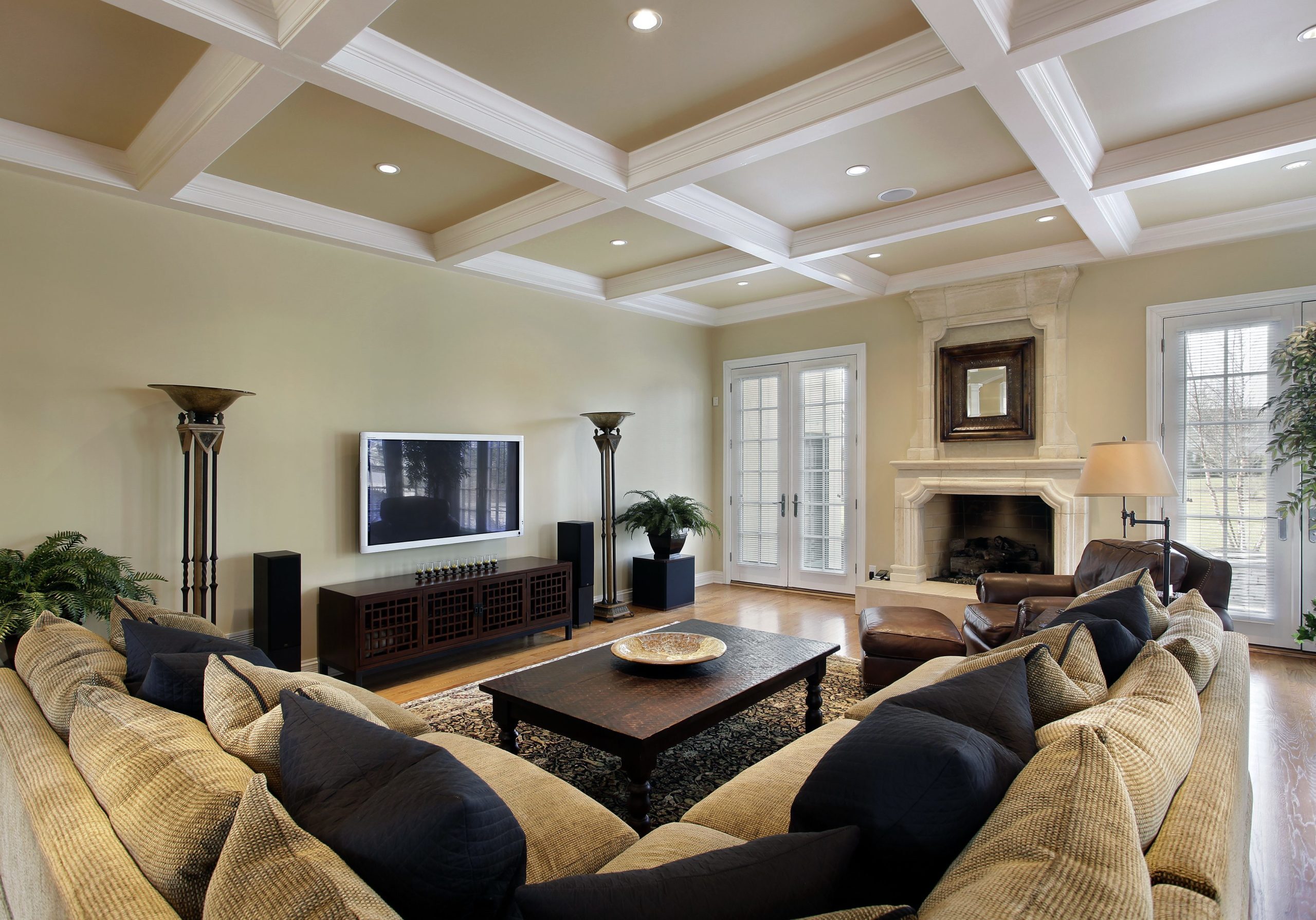 Copy-of-shutterstock_128044793-landscape Custom furniture