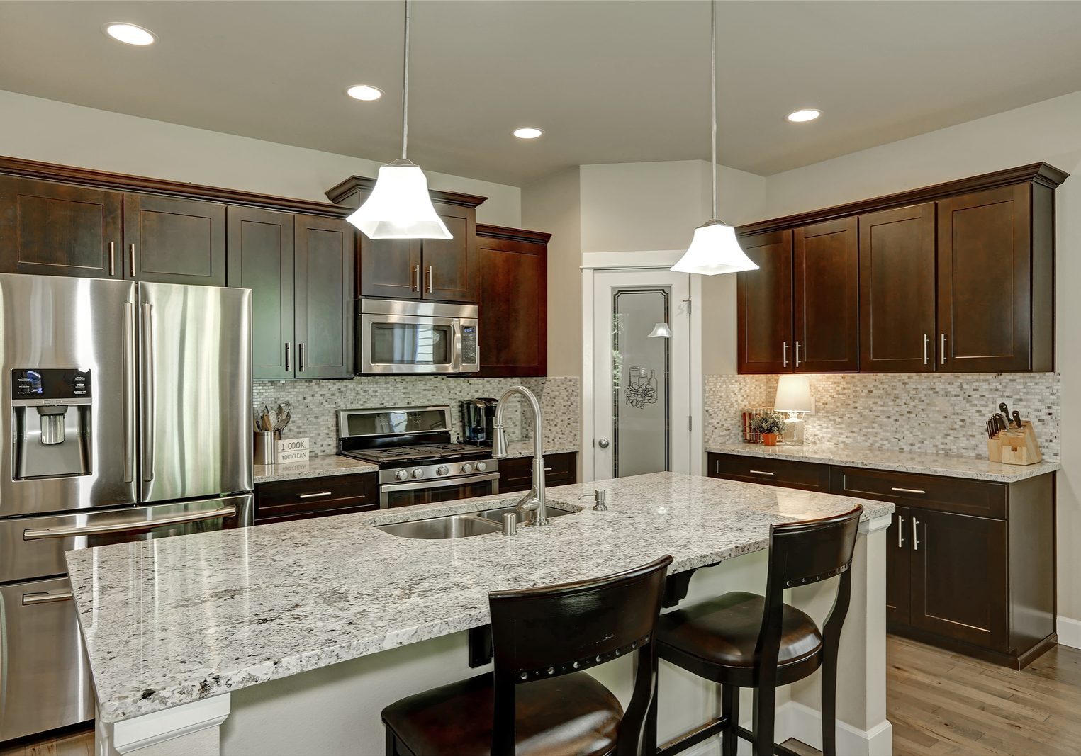 bigstock-Classic-Kitchen-Room-Interior-152875709-landscape Islands & Permanent Features